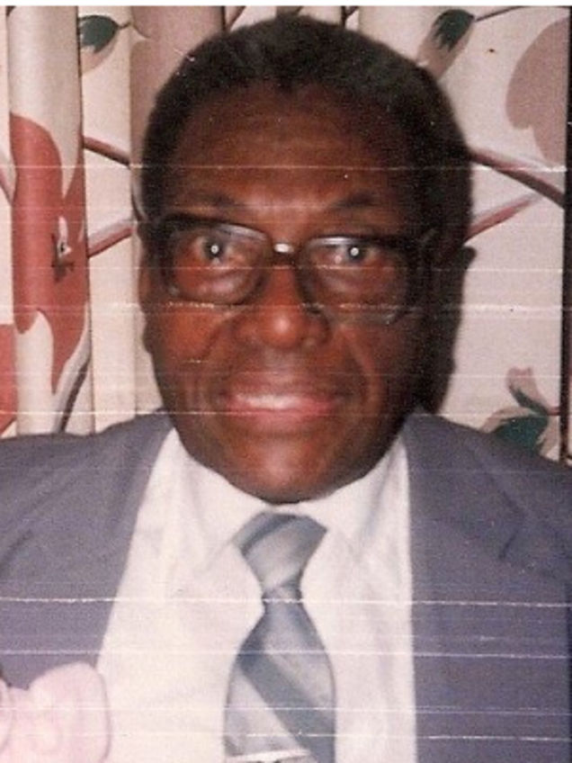 Illustration for article titled Real Dads, Real Style: Reader Photos