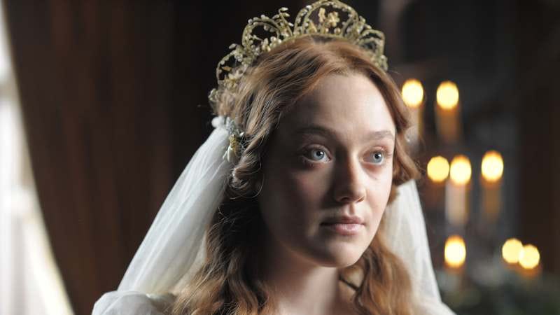 Dakota Fanning spends a lot of time looking sad in Effie Gray