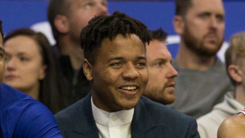Illustration for article titled Markelle Fultz Shooting Form Update: Rehabbing With Donald And Goofy