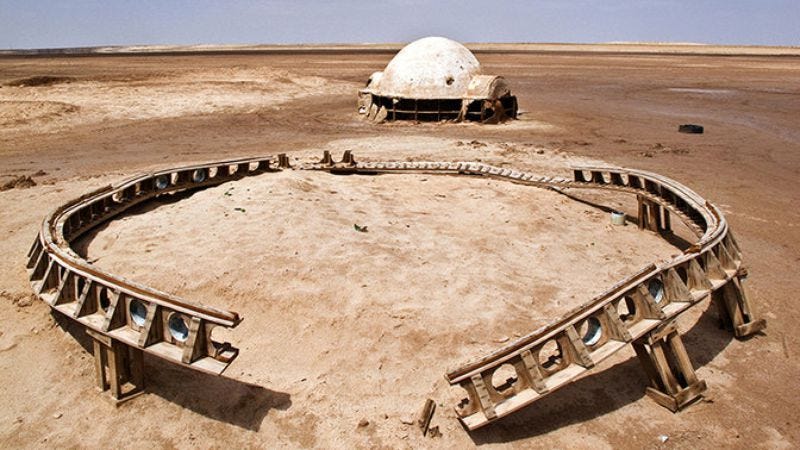 Illustration for article titled Read This: A photographer found the sad, decayed remains of the Tatooine sets from Star Wars