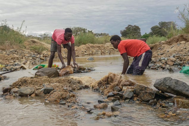 A push for gold leaves a toxic legacy in Zimbabwe