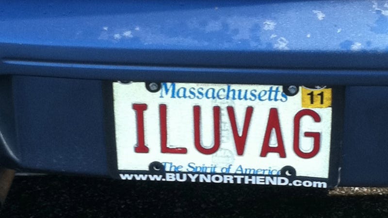 Illustration for article titled Of course this hilarious vanity plate was on a Subaru
