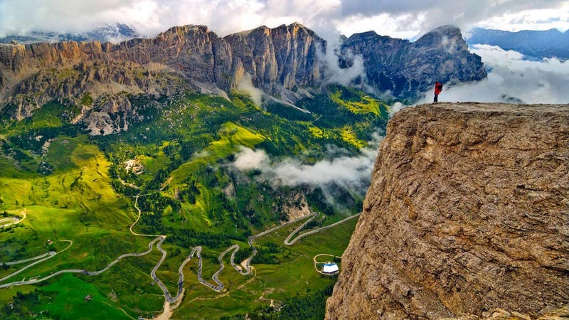 bing italy tyrol wallpaper dolomites south mountain group sella pass chain today gardena trekker homepage mountains beautiful looking road badia