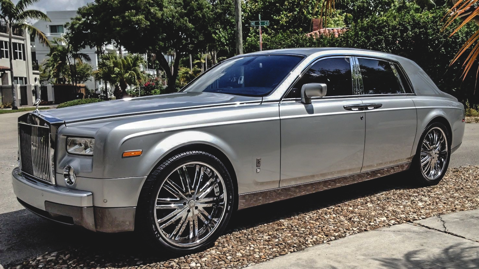 You Can Buy A Rolls Royce Phantom For The Price Of An S