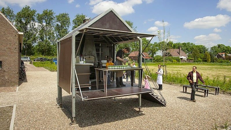 Illustration for article titled The Ultimate Portable Kitchen Puts Propane Stoves To Shame