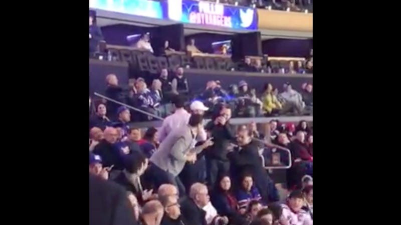 Neither MSG Security Nor A Hockey Game Can Stop Pro-Charles Oakley Chants