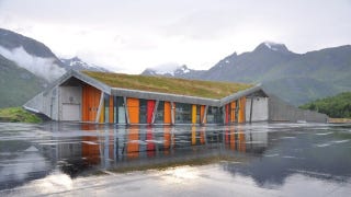 Illustration for article titled Is this the World's Most Beautiful Truck Stop?
