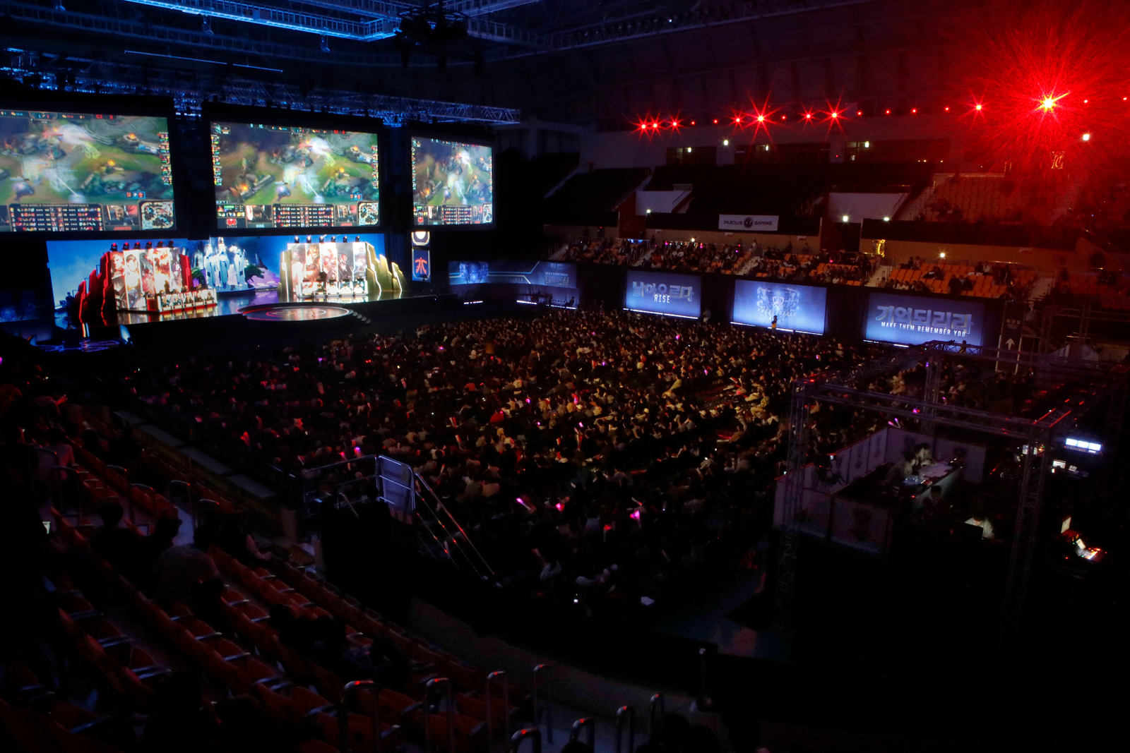 Shady Numbers And Bad Business: Inside The Esports Bubble - 