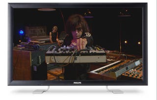 Illustration for article titled Philips 3D Autostereoscopic TV Requires No Glasses, Is Gentle On The Eyes