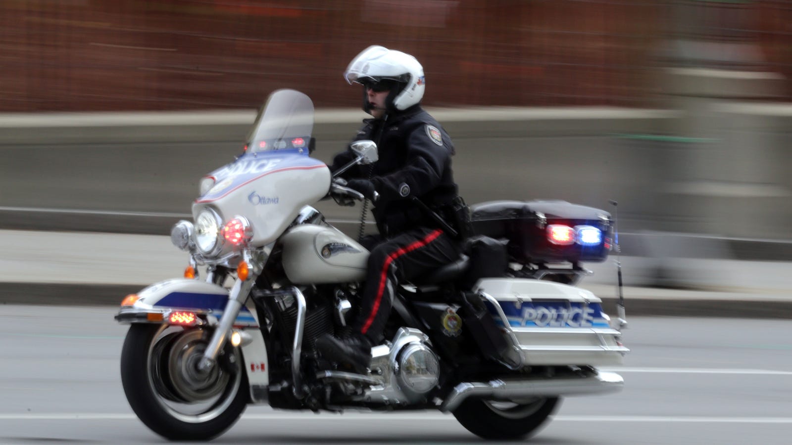 Michigan State Cops Prove Once Again That Harleys Have No Place On