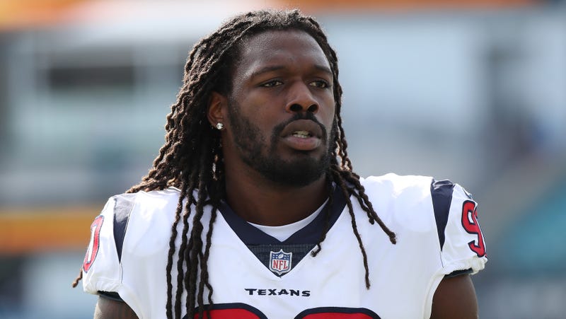 Illustration for article titled Jadeveon Clowney Heads To Seattle In Trade