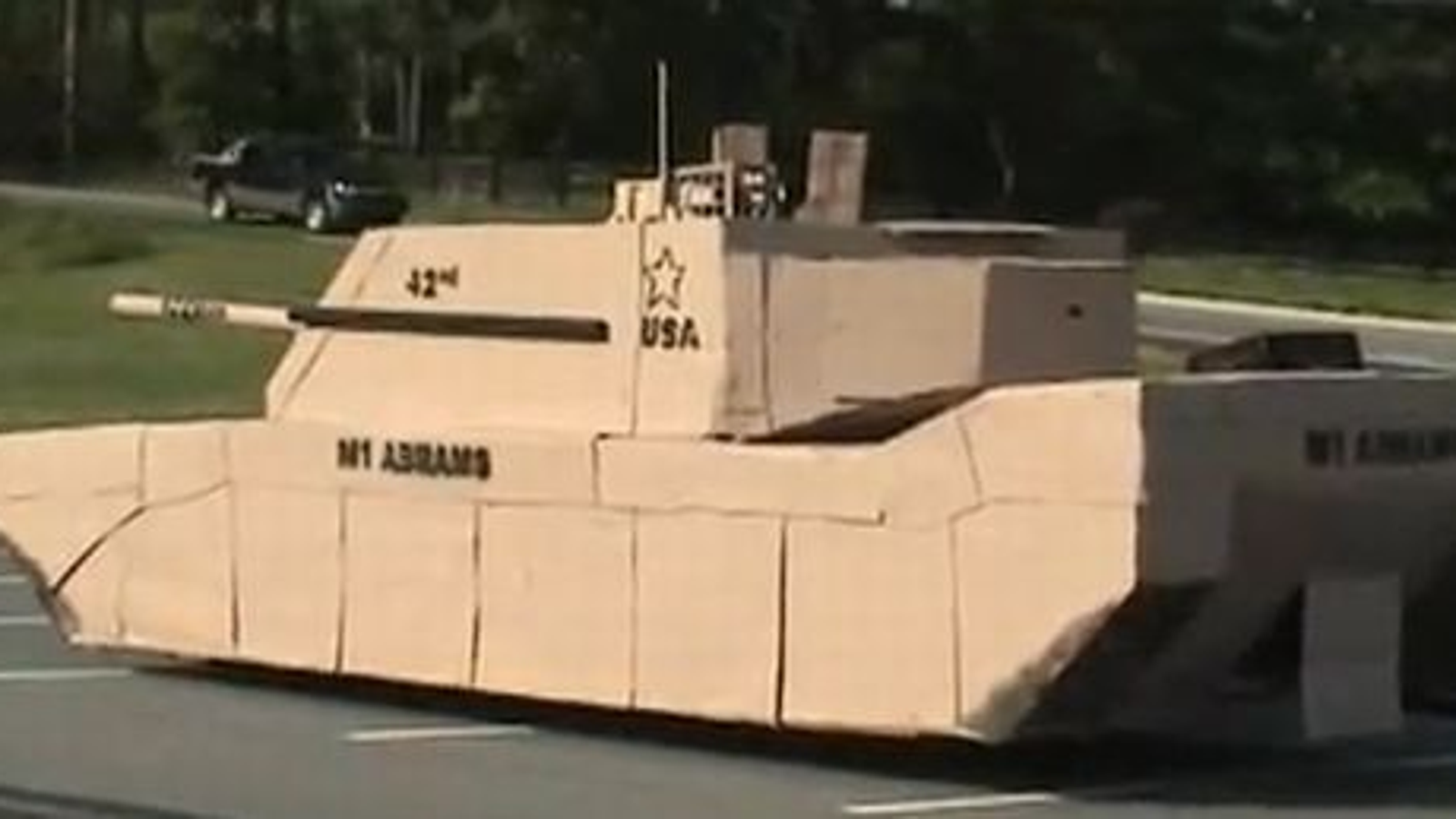how to make a small military tank out of cardboard
