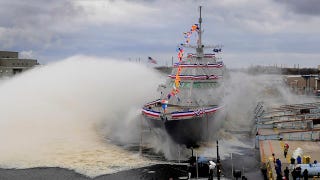Illustration for article titled Navy's New Minehunter Can't See or Stop Mines