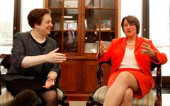 Illustration for article titled Senator Klobuchar Scolds Fashion Writer On Senate Floor For Sexism
