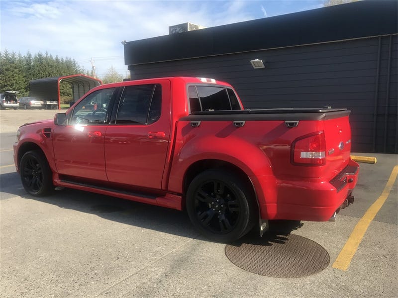 At 14500 Could You Get Pumped For This 2009 Ford Explorer
