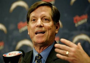 Illustration for article titled Chargers Blogdome: Norv!