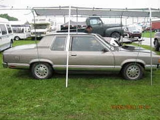 Illustration for article titled 1981 Ford Granada for a Barely Noticeable $3,200!