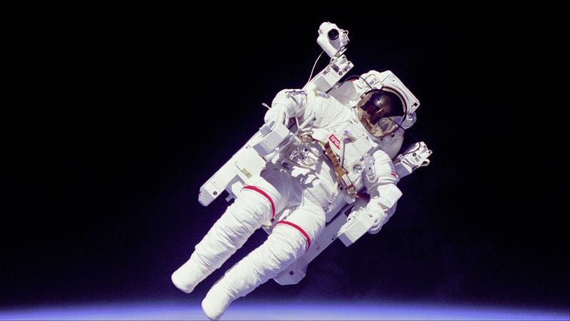 Illustration for article titled How to Become an Astronaut
