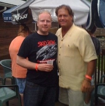 Illustration for article titled Darren Daulton Wants To Makes It Clear That He Has Done A Lot Drugs