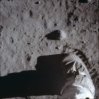 Illustration for article titled Fotos desconocidas hasta ahora de la misión del Apolo 11 a la Luna