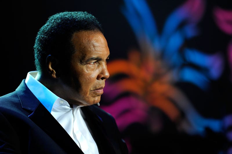 Muhammad Ali (Andrew H. Walker/Getty Images)