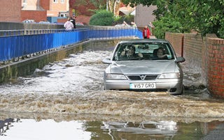 Illustration for article titled What's The Worst Weather You've Ever Driven Through?