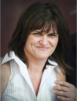 New York Times chief fashion critic <b>Cathy Horyn</b> left the ivory tower to go ... - 18s0rthhksak6png