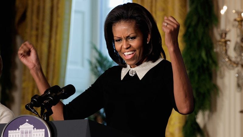 Illustration for article titled Let’s Move! Michelle Obama Urges Kids To Get Outside And Check Out The Dead Guy She Found