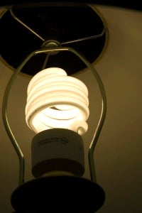 Illustration for article titled Picking The Right Compact Fluorescent Light For Every Room of Your Home