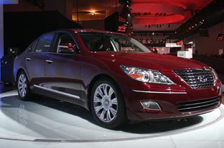 Illustration for article titled Detroit Auto Show: Hyundai Reveals Genesis Sedan, Disrupts Industry