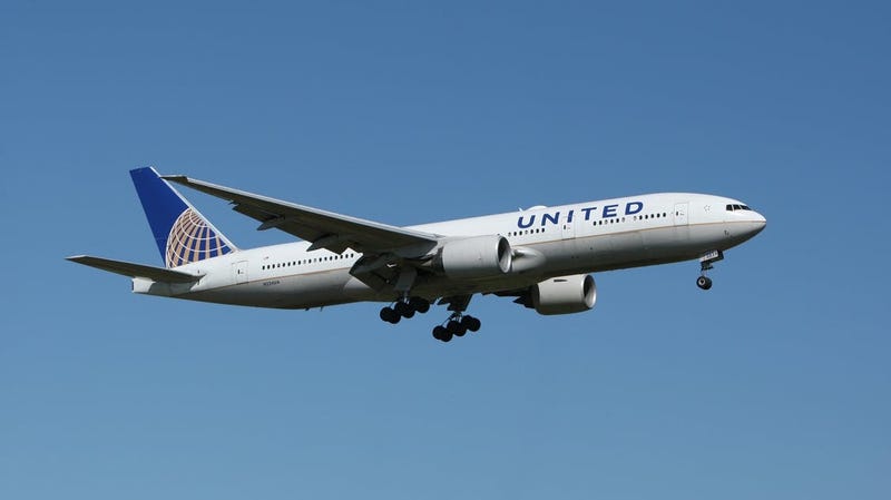 Illustration for article titled Know the Difference Between Premium Economy and Economy Plus