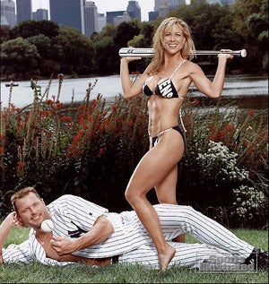 Illustration for article titled Roger Clemens Is Sorry For Everything, Some Things, And Nothing