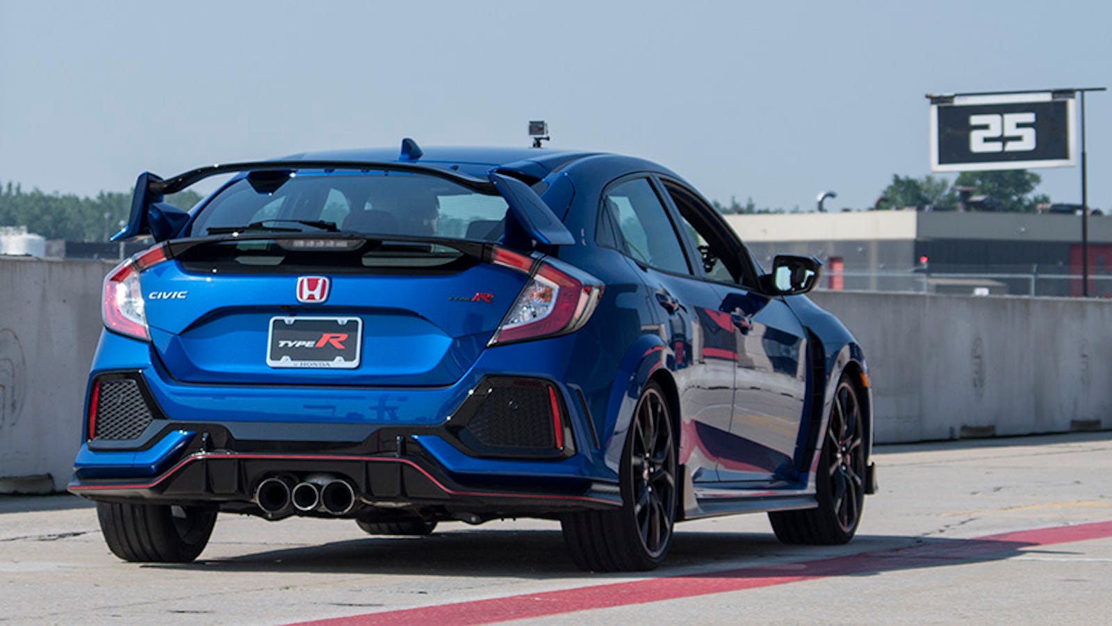 Heres Why The Honda Civic Type R Has Three Exhaust Pipes