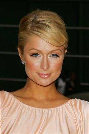 Illustration for article titled Celeb Roundup: Paris Hilton, Millennial Typhoid Mary?