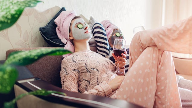 10 Ways to Be the Laziest Mom (and Why You Should Try It for a Day)