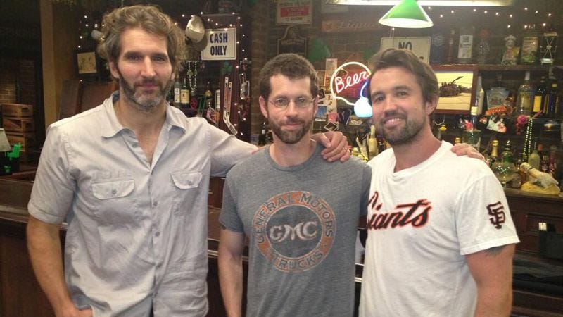 Illustration for article titled The Game Of Thrones showrunners wrote an upcoming episode of It's Always Sunny In Philadelphia