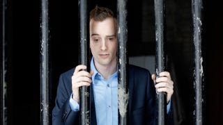 Illustration for article titled Gay Inmates Will Now Be Allowed Conjugal Visits