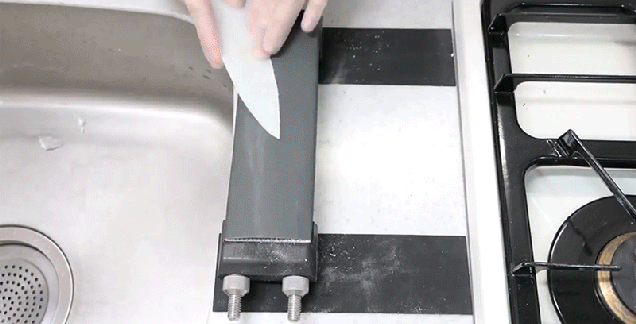 A Chef s Knife Made From Plastic Wrap Proves Everything in Your Kitchen Is a Blade Waiting to Happen A Chef s Knife Made From Plastic Wrap Proves Everything in Your Kitchen Is a Blade Waiting to Happen