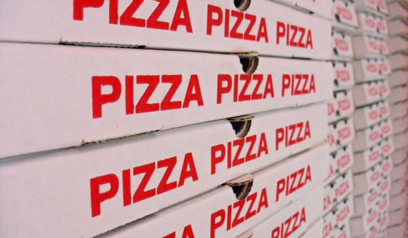 Illustration for article titled Good Guy Delta Airlines Gets 60 Pizzas For Stranded Passengers