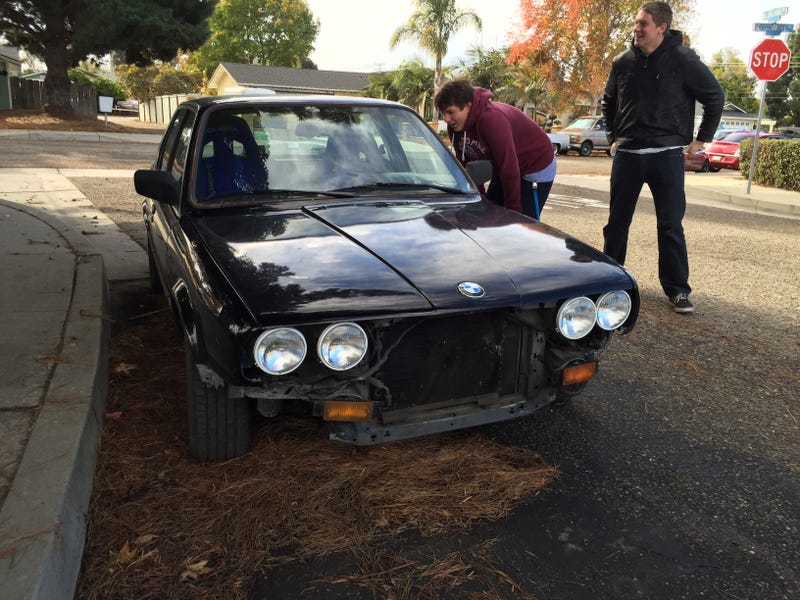 Illustration for article titled Well, the 6 way E30 is a big mistake.