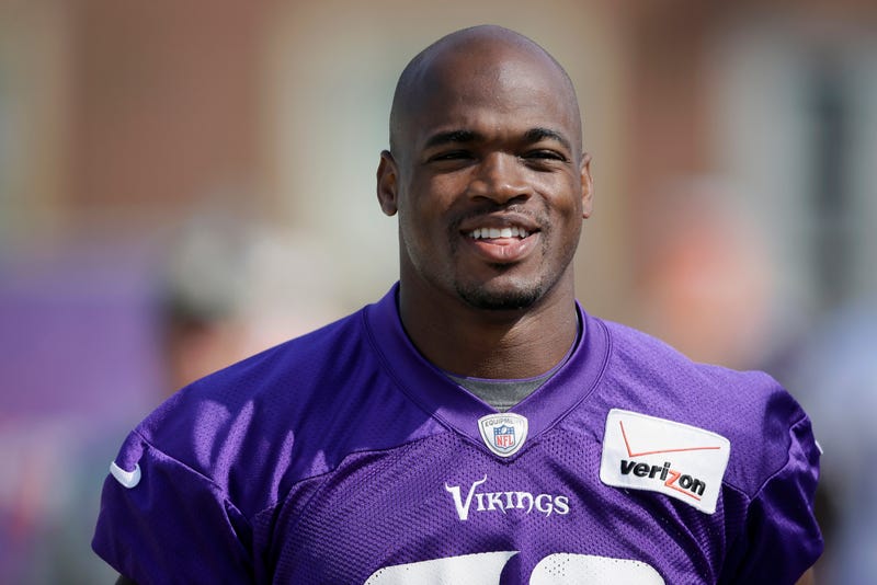 Illustration for article titled Report: Vikings Won't Cut Adrian Peterson, Could Look To Trade Him