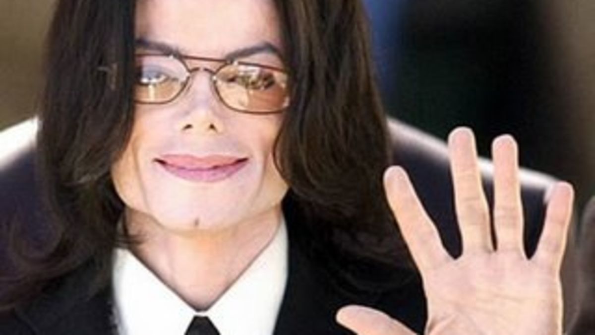 Illustration for article titled Finally: Michael Jackson Interred at Forest Lawn