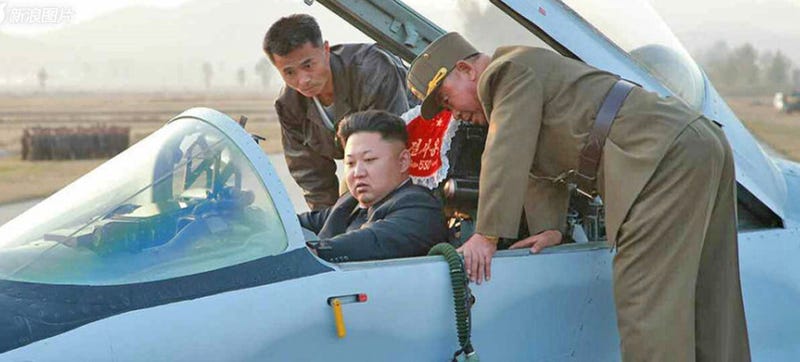 Illustration for article titled N. Korea's Dear Leader Gives MiG-29 Pilots Guidance On How To Fight