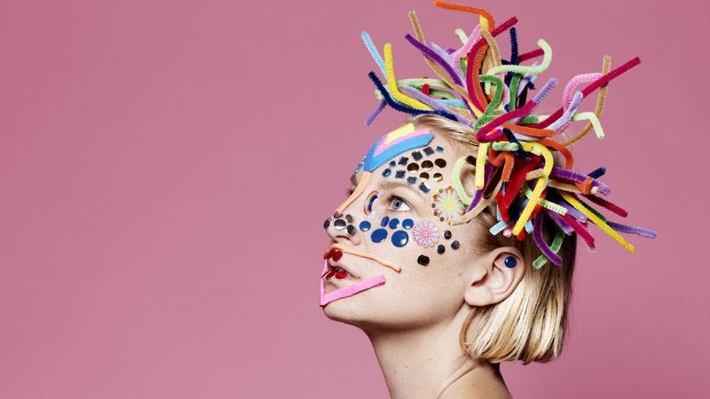 Illustration for article titled Sia covers The Kinks, wallows in despair