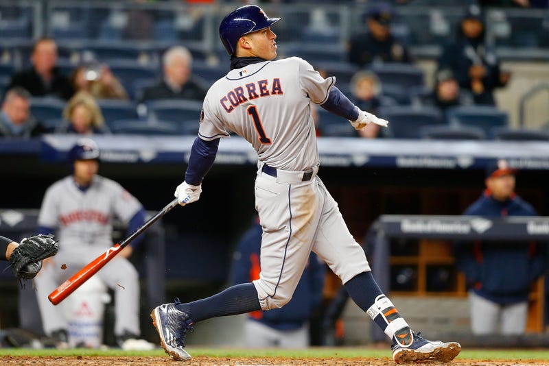Illustration for article titled Carlos Correa Slapped A Massive Donger