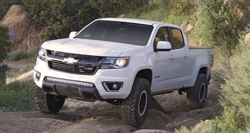 This Unofficial 2015 Chevy Colorado ZR2 Is Your Cheap Mini-Ford Raptor