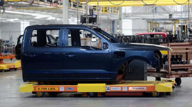 Why Biden isn&rsquo;t interested in banning internal combustion engine cars