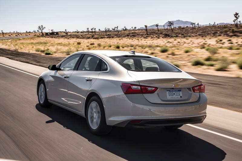 Illustration for article titled I figured out the BMW the Chevy Real People, Not Actors™ think the Malibu looks like