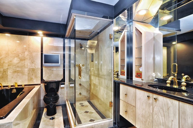 Illustration for article titled Looking at Apartments and Found This