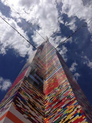 Illustration for article titled School District in Deleware sets record for tallest Lego tower